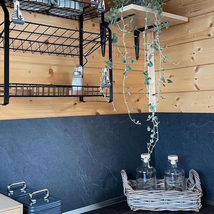 ホテル Aquachill Houseboat & Wellness Liptovský Trnovec エクステリア 写真